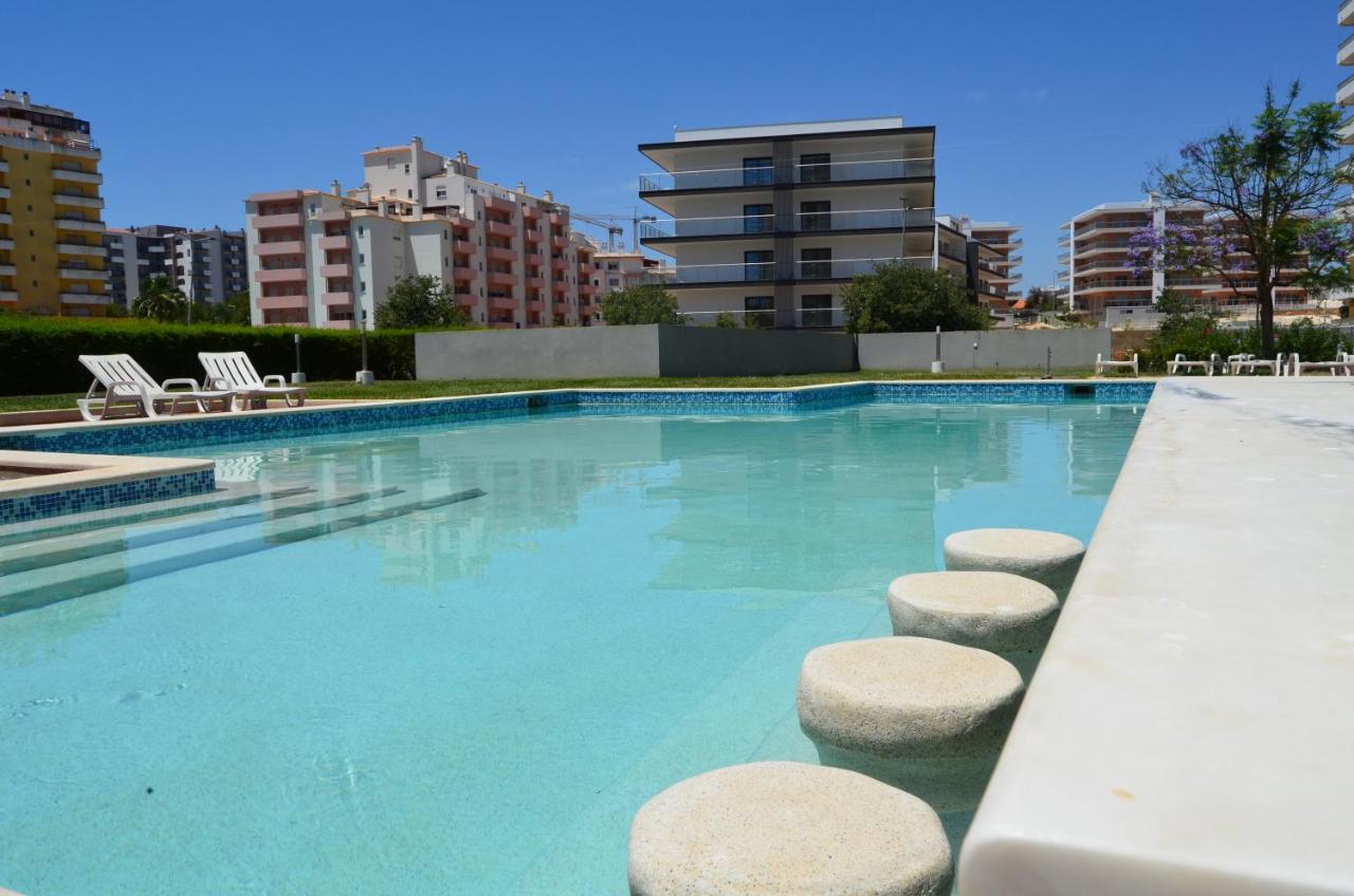 Rocha Tower - 13D Apartment Portimao Luaran gambar
