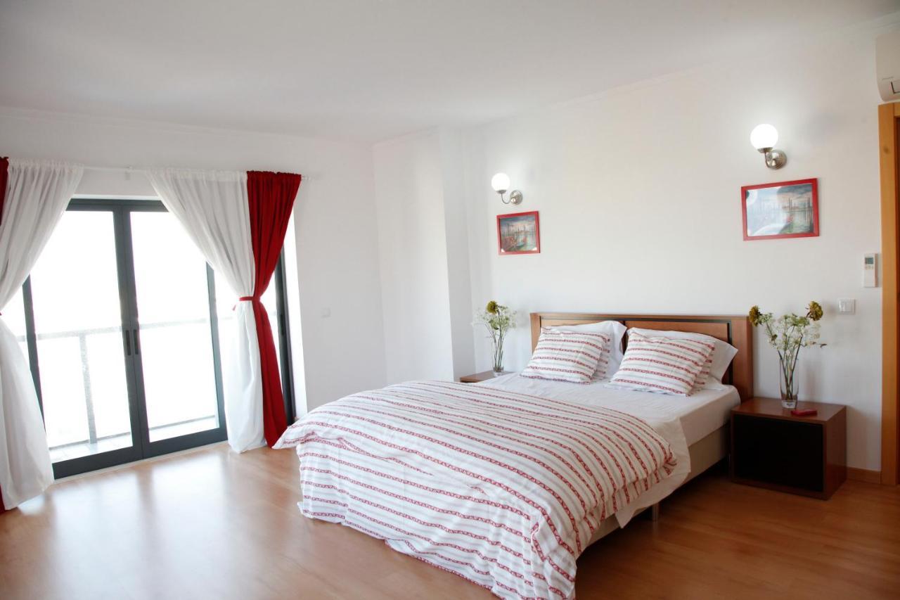 Rocha Tower - 13D Apartment Portimao Luaran gambar