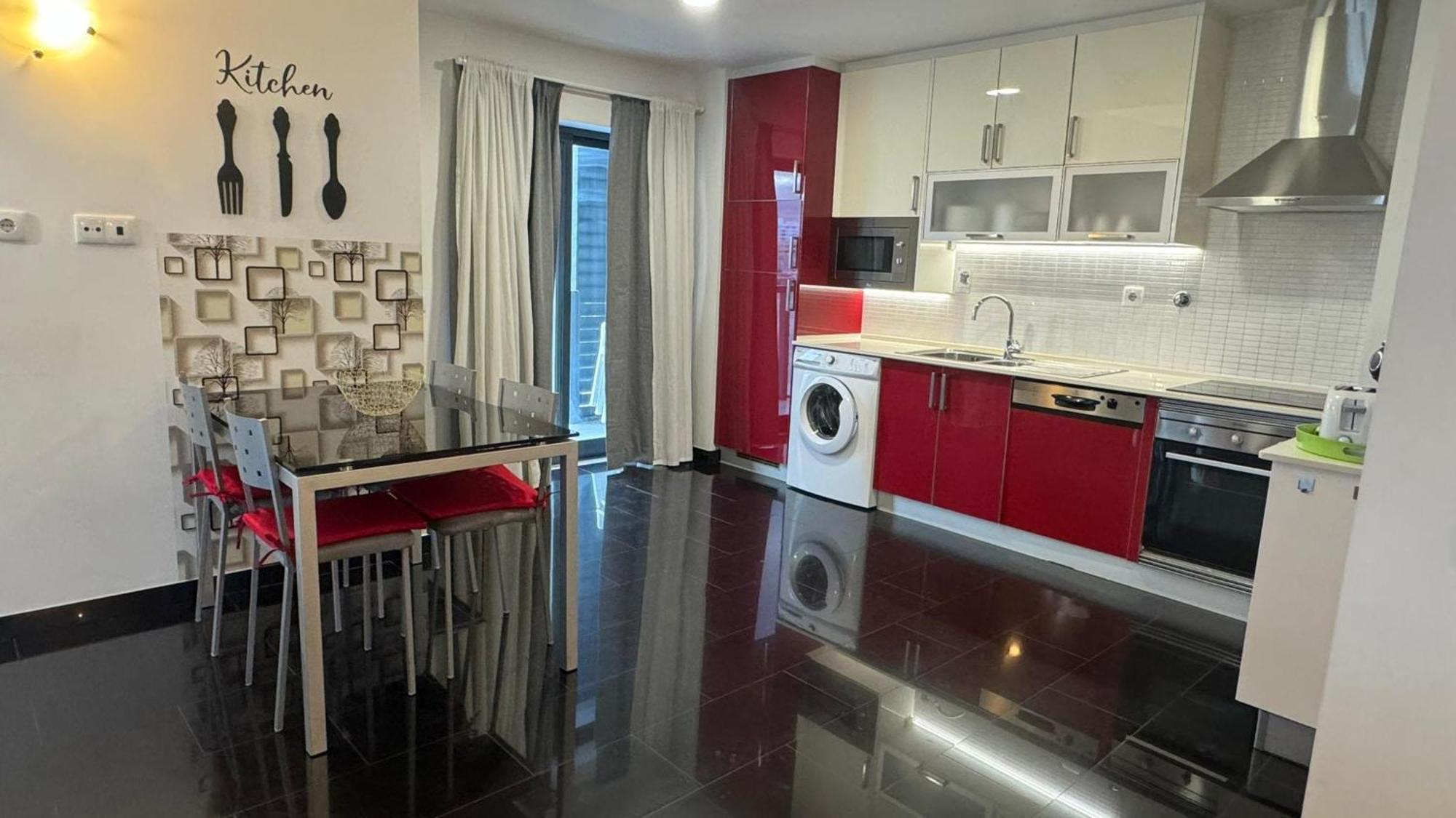 Rocha Tower - 13D Apartment Portimao Luaran gambar